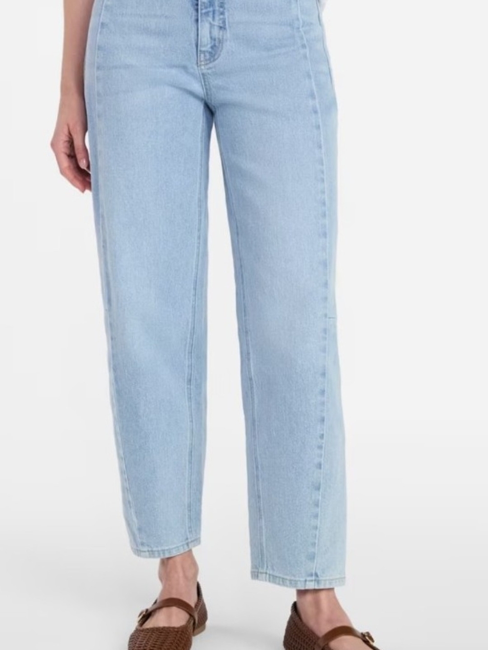 Time and Tru Women's High Rise Barrel Jeans